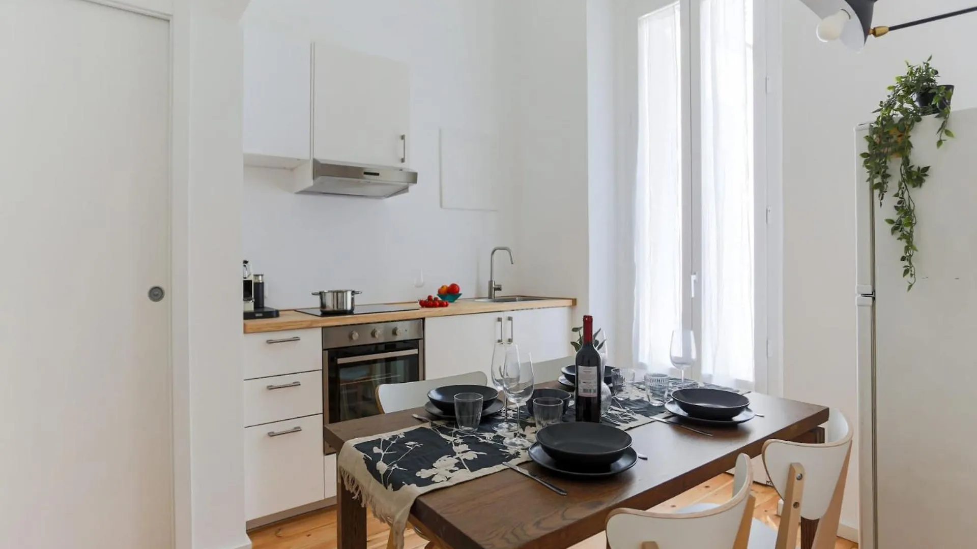 The Best Rent - Loft Near Colonne Of San Lorenzo Milan 0*,  Italy